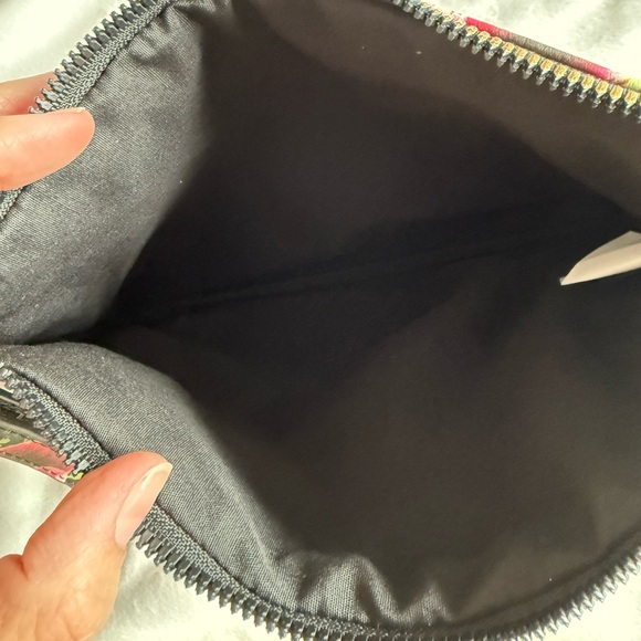 Betsey Johnson Floral 'Choose Kindness' Wristlet - Picture 3 of 4